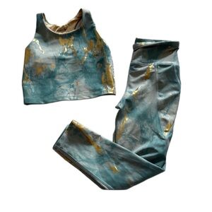 Old Navy Powersoft Blue and Gold Athletic Set Leggings Bra Set 6/7